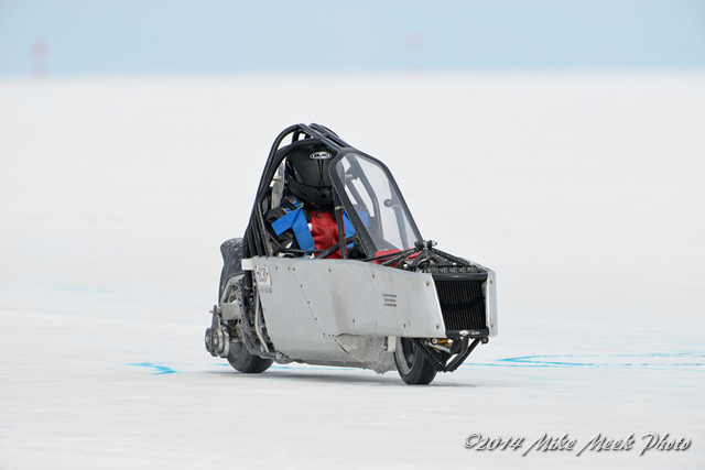 06095-D8E-100