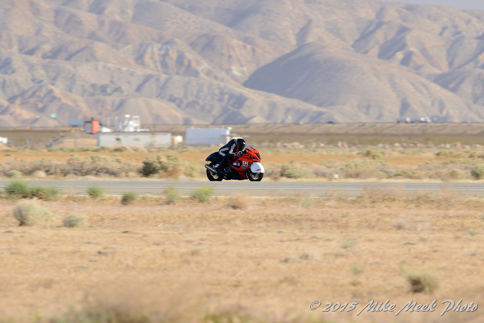 11099-D8E-200.jpg